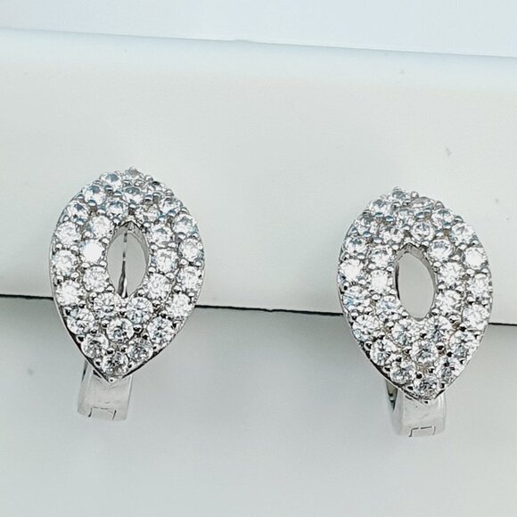 "925 Sterling Silver Cubic Zirconia Earrings UU1P6A6138